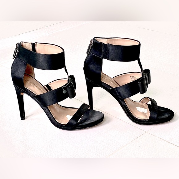 BCBGMaxAzria High Heels with Bow - Picture 3 of 10